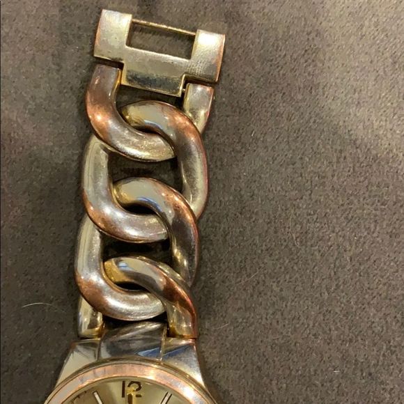 COPY - Gold Watch - Picture 6 of 7